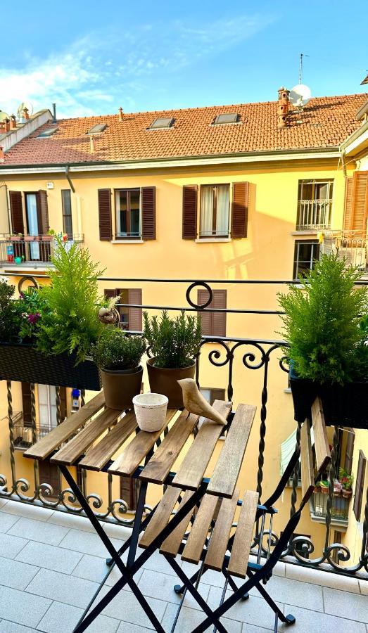 Lily Pads -Elegant Apartment- In The City Center Milano Ngoại thất bức ảnh