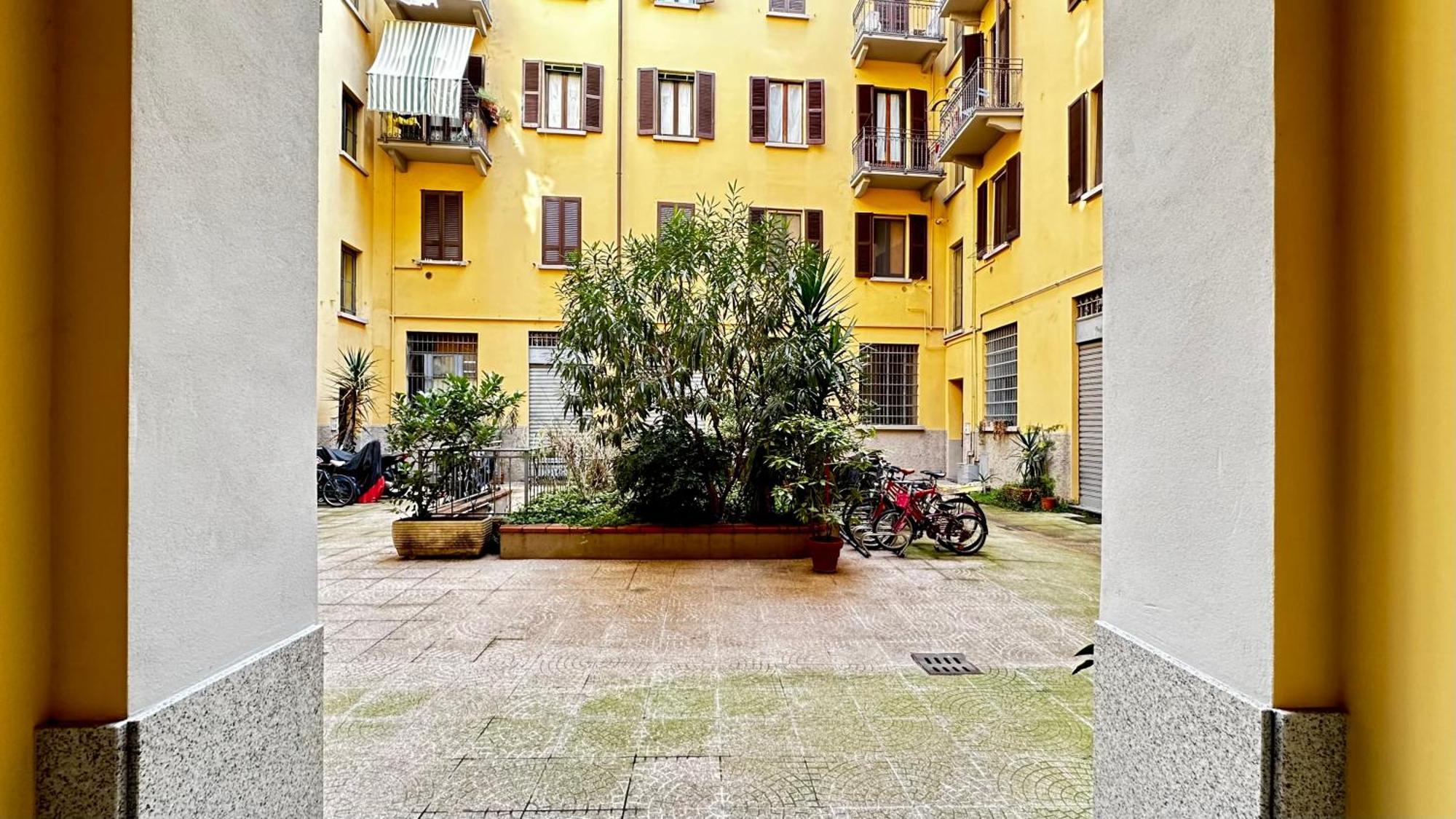 Lily Pads -Elegant Apartment- In The City Center Milano Ngoại thất bức ảnh