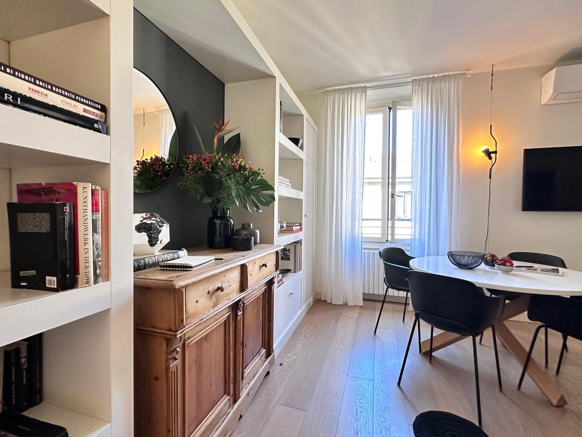 Lily Pads -Elegant Apartment- In The City Center Milano Ngoại thất bức ảnh