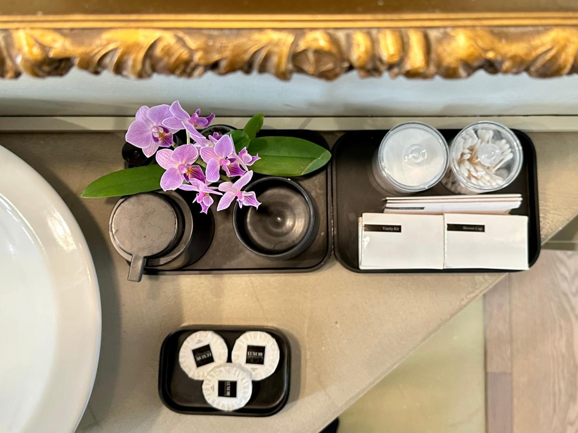 Lily Pads -Elegant Apartment- In The City Center Milano Ngoại thất bức ảnh